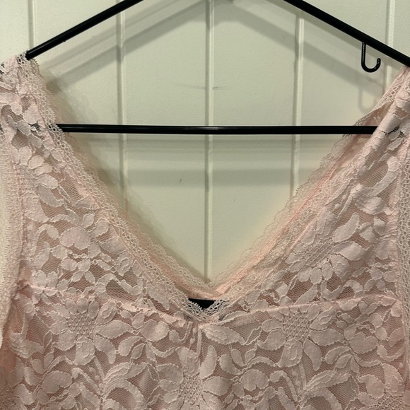 Torrid Pink Lace Tank Top - Picture 2 of 4